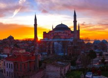4 napos városnézés Isztambulban, félpanzióval, 4*-os szállással, repülőjeggyel, illetékkel