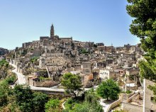 Buszos kirándulás az olasz csizma sarkába, kompozással Bari és Dubrovnik között, reggelivel