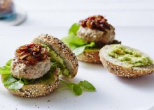 EASE Therapy hamburgerkészítő kurzus egészségesen – tönkölyös buci, házi majonéz, ajvár, házi húspogácsa