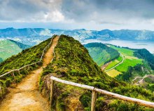 Kirándulás az Azori-szigeteken, repülőjeggyel, helyi buszos és hajós utazással, reggelivel