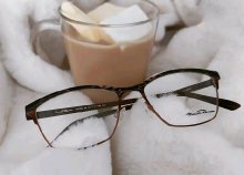 Komplett szemüveg látásvizsgálattal, egyfókuszú műanyag szemüveglencsével a Garay Optikától