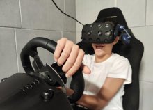 60 perc VR autóversenyzés rFactor 2 szimulátorban, az Élmények Pincéjében