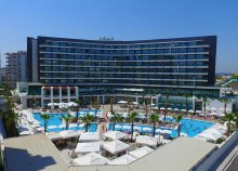 8 napos nyaralás a török riviérán, Antalyában, Larán, a Wind of Lara Hotel & Spa***** Hotelben