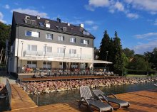 3 nap 2 személy részére Balatonvilágoson, a tóparti Dalma**** Panzióban, reggelivel