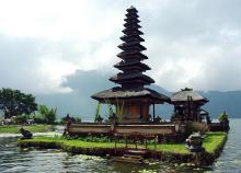 Körutazás Indonéziában, pihenés az óceánparton, repülőjeggyel, illetékkel, reggelivel, idegenvezetéssel