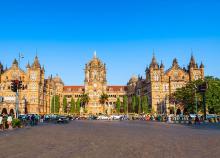 13 napos körutazás Indiában, repülőjeggyel, félpanzióval, helyi busszal, idegenvezetéssel