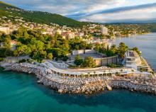 Nyaralás az Adriai-tengernél, a Kvarner-öbölben, buszos utazással, félpanzióval