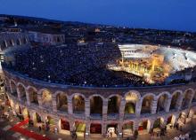 napos kirándulás a Veronai Operafesztiválra, buszos utazással, 3*-os szállással, reggelivel, idegenvezetéssel