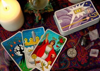 Tarot kártya oktatás Miby Jósnő Jósdájában
