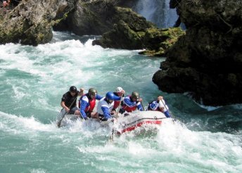 Raftingolj és bulizz Boszniában – 3 nap