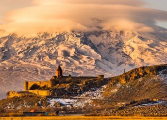 13 napos körutazás Örményországban, Grúziában és Azerbajdzsánban, repülőjeggyel, félpanzióval
