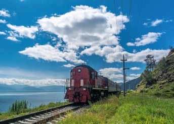 Utazás Moszkvától a Bajkál-tóig a transzszibériai vasúton, repülőjeggyel, illetékkel