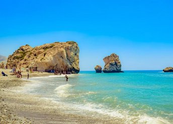 4 napos nyárbúcsúztató kaland Cipruson, repülőjeggyel, illetékkel, félpanzióval, 3*-os szállással