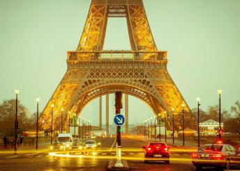 Buszos utazás Párizsba, Versailles-ba és Disneylandbe, busszal, reggelivel