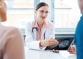 Koponya natív MR vizsgálata a Radivert MR Diagnosztika Központban