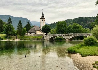 5 napos kaland Szlovénia varázslatos tájain, buszos utazással, reggelivel, idegenvezetéssel