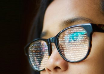 ZEISS kékfény-szűrős komplett szemüveg 3D-s látásvizsgálattal az Izabell Optikában