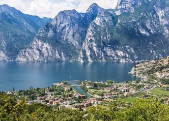 4 napos olasz körutazás a két ünnep között, Verona és a Garda-tó érintésével, busszal, félpanzióval