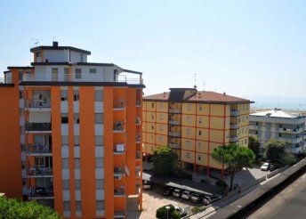 8 napos nyaralás Olaszországban, Bibionéban, az Appartamenti Maracaibo apartmanjaiban, önellátással