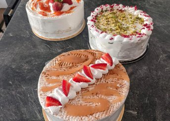 8 szeletes vegán torta a Tortusz Cukrászdában