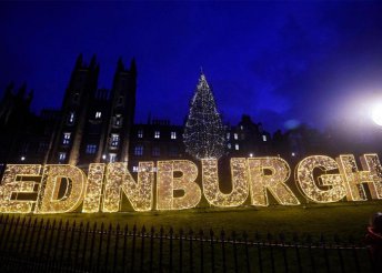 Adventi utazás Edinburghbe, repülőjeggyel, illetékkel, reggelivel, idegenvezetéssel