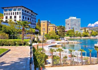 5 napos horvát nyaralás programokkal az Adrián, busszal, félpanzióval, idegenvezetéssel