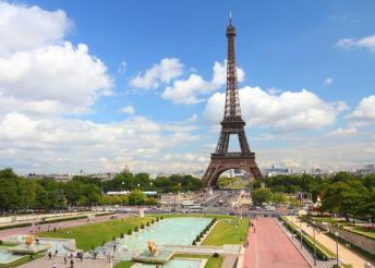 Látogatás Párizsban és a Loire-völgyi kastélyokban, busszal, 6 éjszaka szállással, reggelivel