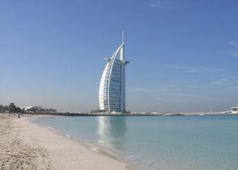 Luxus és csillogás Dubajban és Ománban