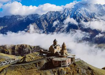 10 napos körutazás Örményországban és Grúziában, repülőjeggyel, félpanzióval, idegenvezetéssel