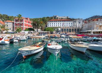 8 napos körutazás Horvátországban tengerparti pihenéssel, busszal, félpanzióval, 3*-os szállással