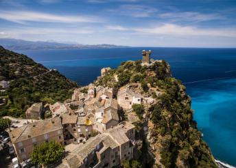 Csillagtúrák Korzikán tengerparti pihenéssel, buszos utazással, reggelivel