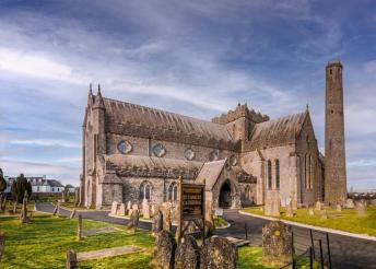 8 napos körutazás Írországban, repülőjeggyel, helyi buszos közlekedéssel, félpanzióval, idegenvezetéssel