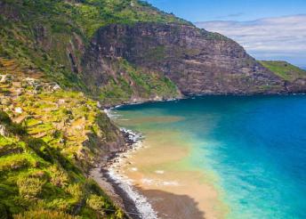 8 napos kirándulás Madeirán, repülőjeggyel, illetékkel, reggelivel, 2 ebéddel, 1 vacsorával