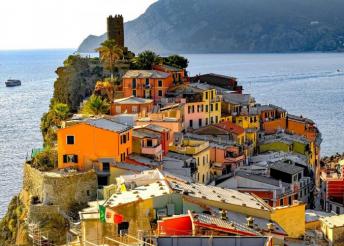 4 napos körutazás Cinque Terre és Elba-sziget érintésével, busszal, reggelivel