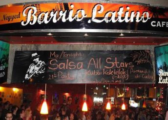 Stand-up Comedy Est + Merenge tanítás + Kubai élőzenés Salsa Party Április 21-én szombaton a Barrio Latino Caféban