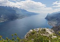 6 nap az olaszországi tóvidéken, a Garda- és a Comói-tónál, buszos utazással