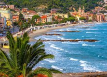Nyaralás az olasz és a francia riviérán, buszos utazással, félpanzióval, 3*-os szállással